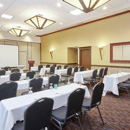 Holiday Inn Chicago Matteson Conference Center, An Ihg Hotel מראה חיצוני תמונה