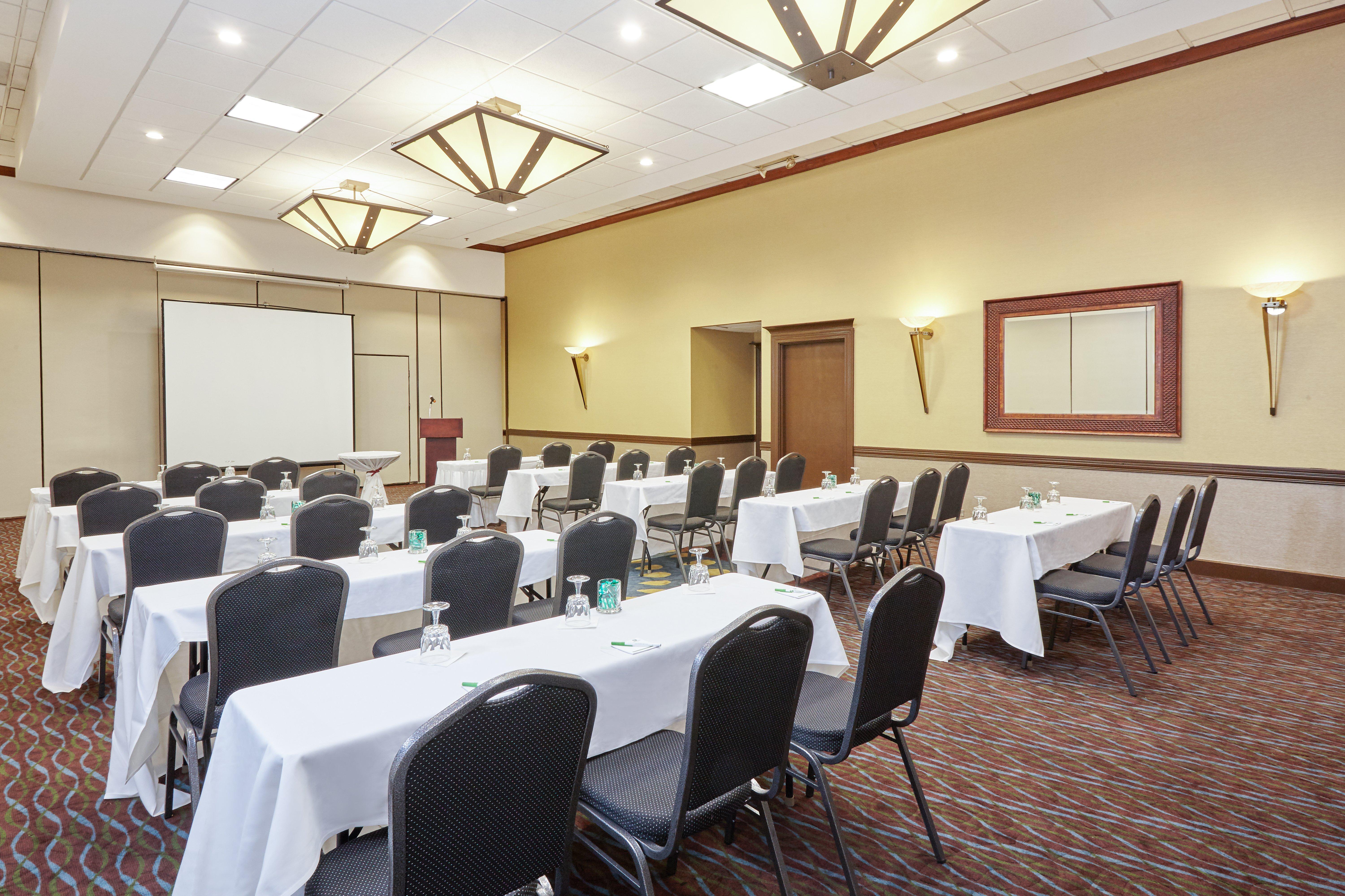 Holiday Inn Chicago Matteson Conference Center, An Ihg Hotel מראה חיצוני תמונה
