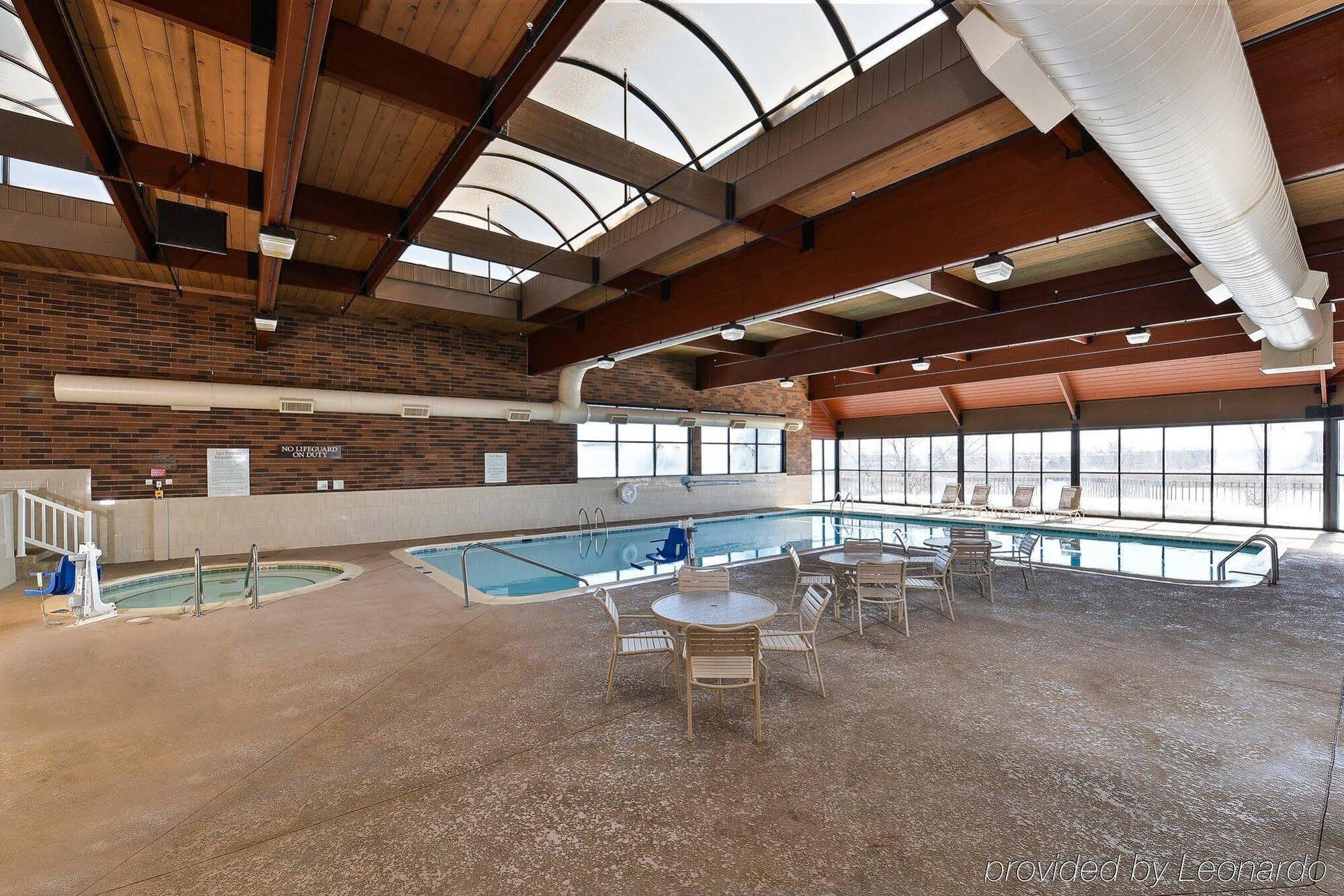 Holiday Inn Chicago Matteson Conference Center, An Ihg Hotel מראה חיצוני תמונה